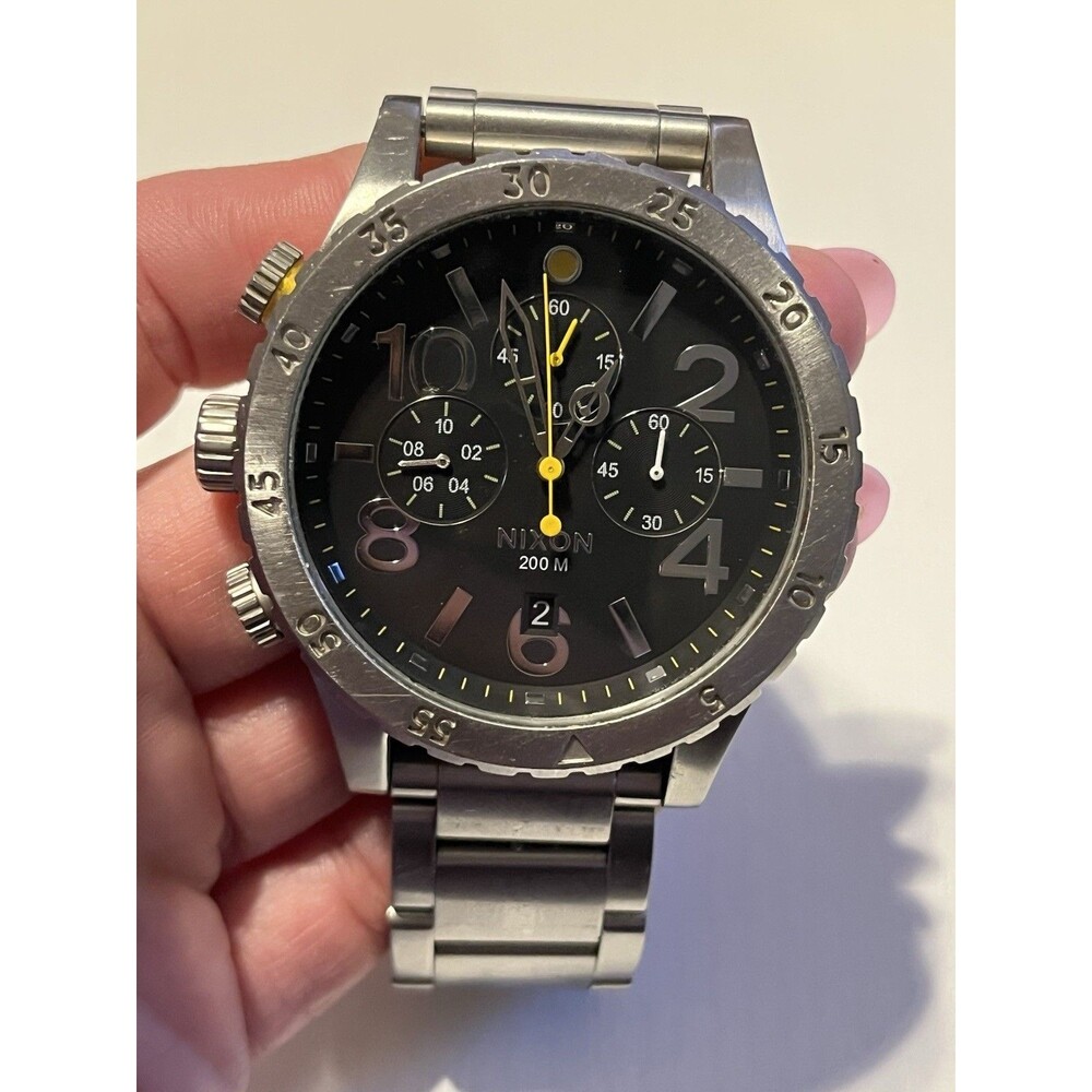 Nixon 48-20 Chrono Men's Watch Silver Black Authentic Gently Used